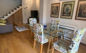 Duplex House Walk To Town